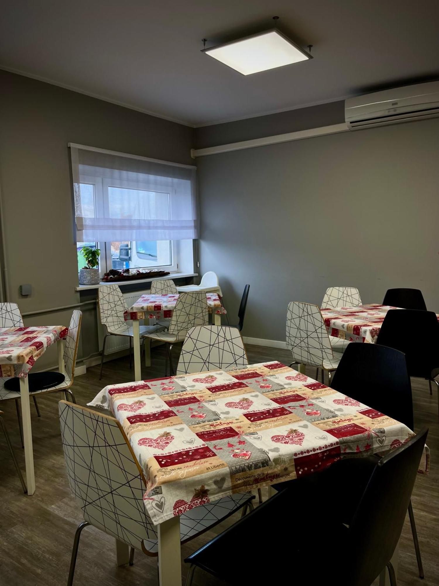 Września Hostel Azymut מראה חיצוני תמונה