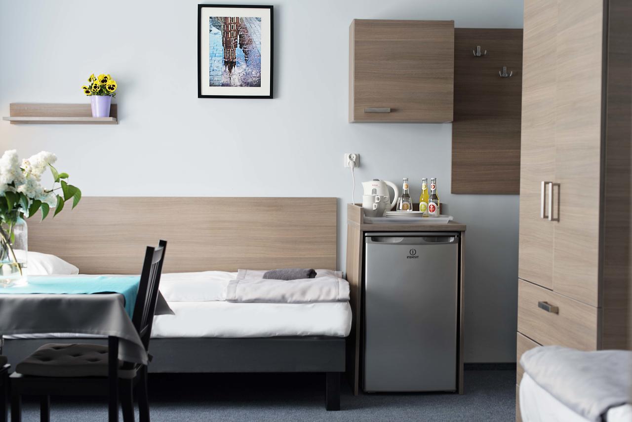 Września Hostel Azymut מראה חיצוני תמונה