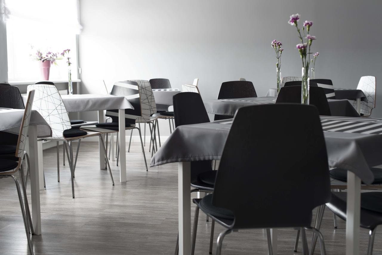 Września Hostel Azymut מראה חיצוני תמונה