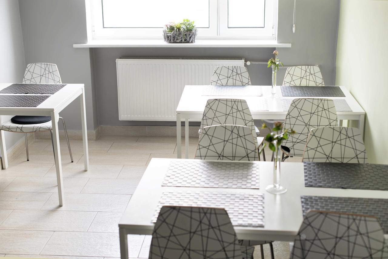 Września Hostel Azymut מראה חיצוני תמונה