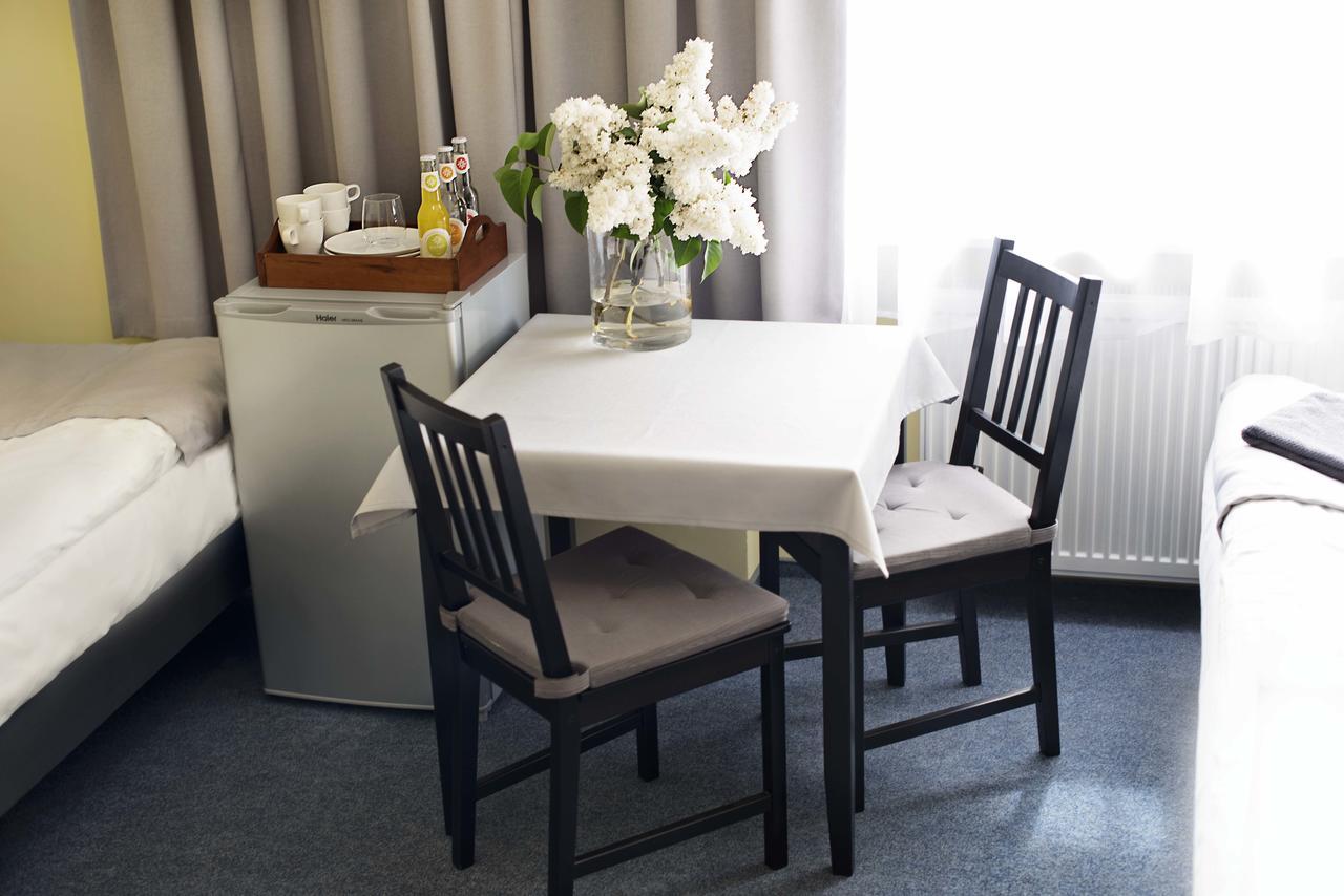 Września Hostel Azymut מראה חיצוני תמונה