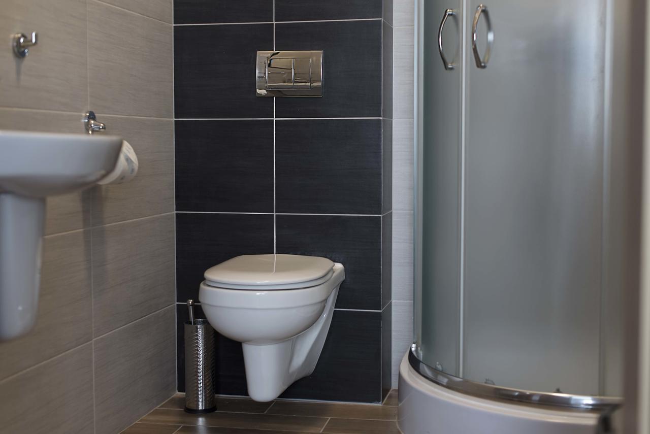 Września Hostel Azymut מראה חיצוני תמונה