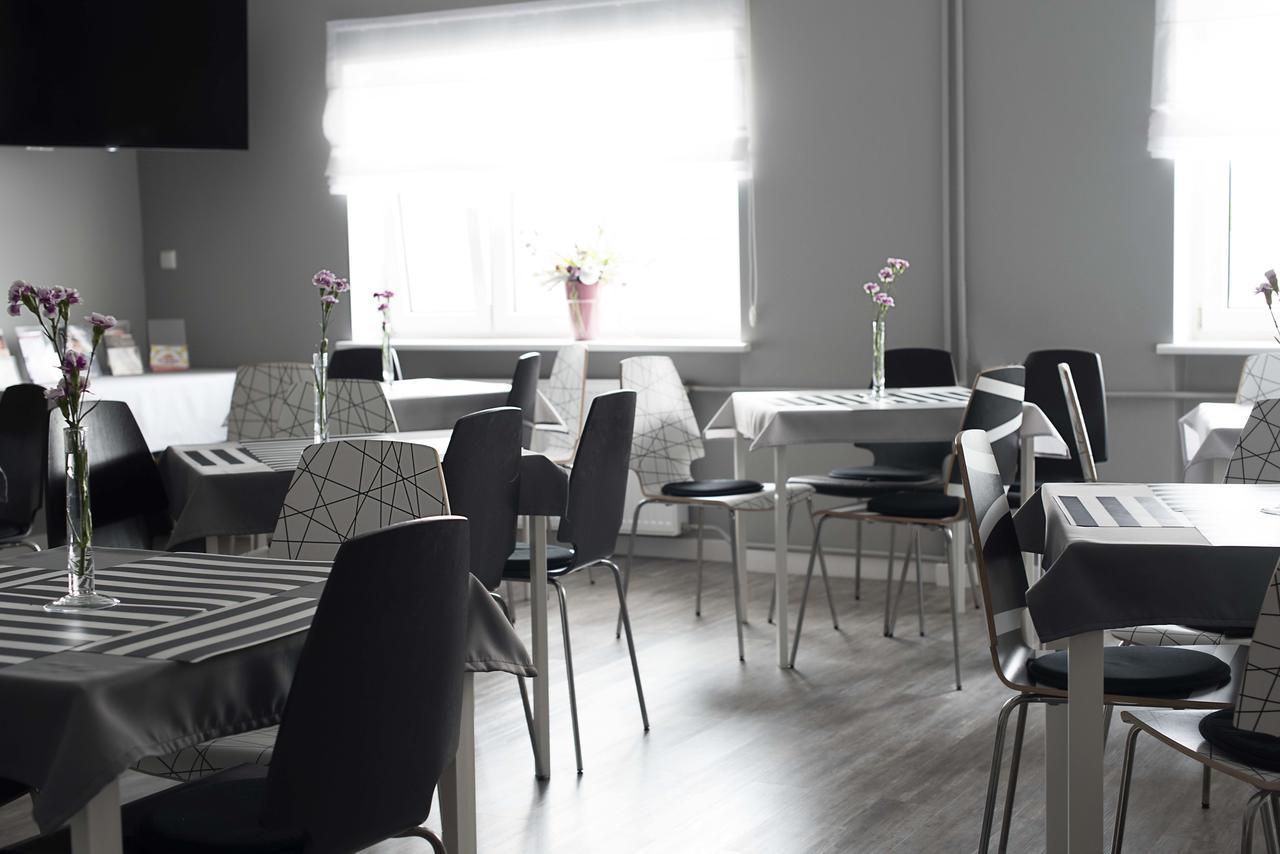 Września Hostel Azymut מראה חיצוני תמונה